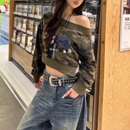 Camouflage Off Shoulder Long Sleeve Sweatshirt For Women Autumn Sexy Personality Design Slim Fit One Character Shape Short Tops
