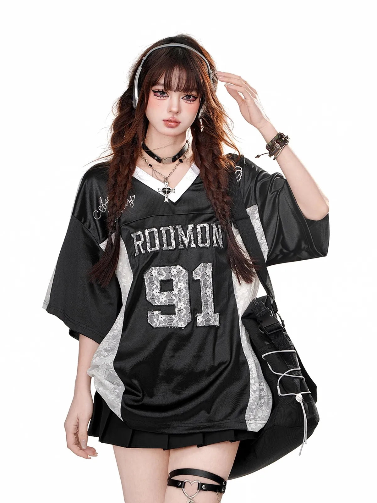 Retro American Splice V-neck Hollow out Lace Short Sleeve T-shirt Women Summer Embroidered Loose Sports Silver Top