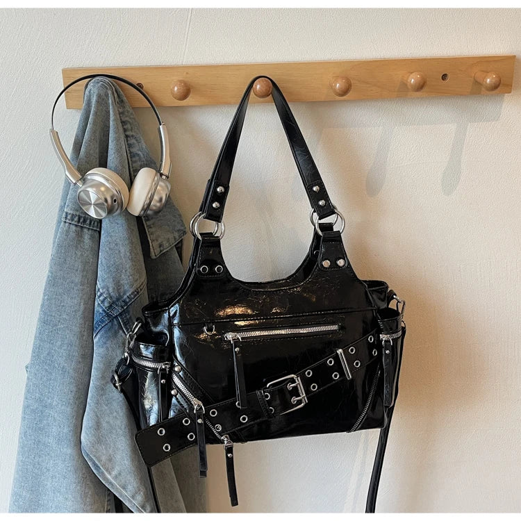 Fashionable Large Capacity Rivet Street Style Women's Tote Bag Shoulder Crossbody Bag Durable Polyester  Commuter Bag