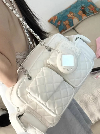 2026 Autumn and Winter New Style Rhombus Retro Multi-Pocket Shoulder Crossbody Motorcycle Bag Large Capacity Simple Commuter Handbag