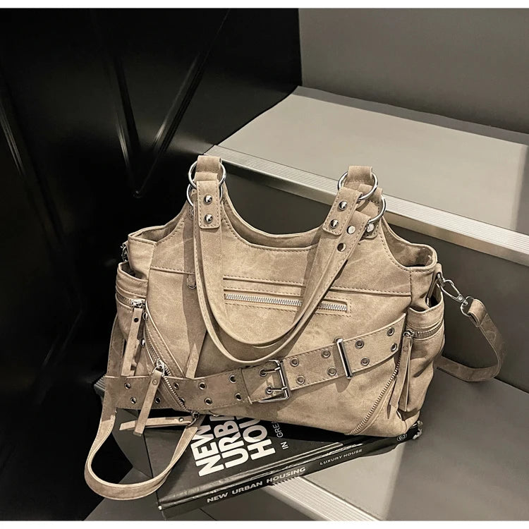 Fashionable Large Capacity Rivet Street Style Women's Tote Bag Shoulder Crossbody Bag Durable Polyester  Commuter Bag