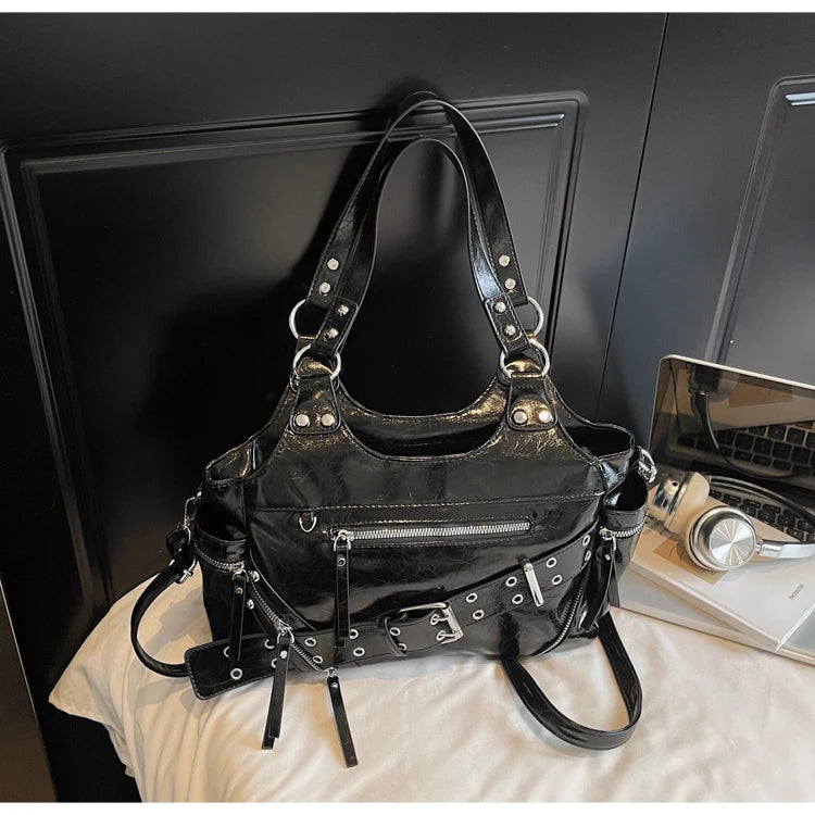 Fashionable Large Capacity Rivet Street Style Women's Tote Bag Shoulder Crossbody Bag Durable Polyester  Commuter Bag