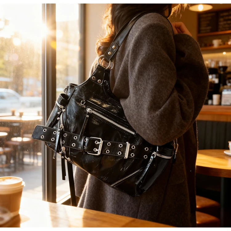 Fashionable Large Capacity Rivet Street Style Women's Tote Bag Shoulder Crossbody Bag Durable Polyester  Commuter Bag