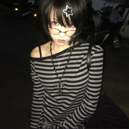 Genayooa Y2k T-shirt Women Long Sleeve Off Shoulder Striped Crop Tops Y2k Grunge 2000s Aesthetic Streetwear T Shirts