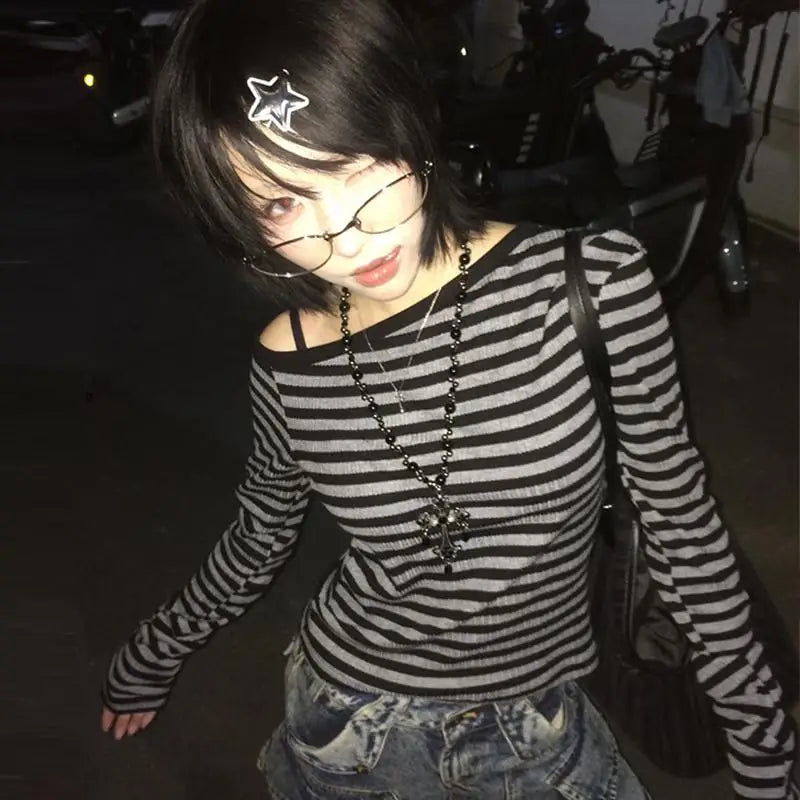 Genayooa Y2k T-shirt Women Long Sleeve Off Shoulder Striped Crop Tops Y2k Grunge 2000s Aesthetic Streetwear T Shirts