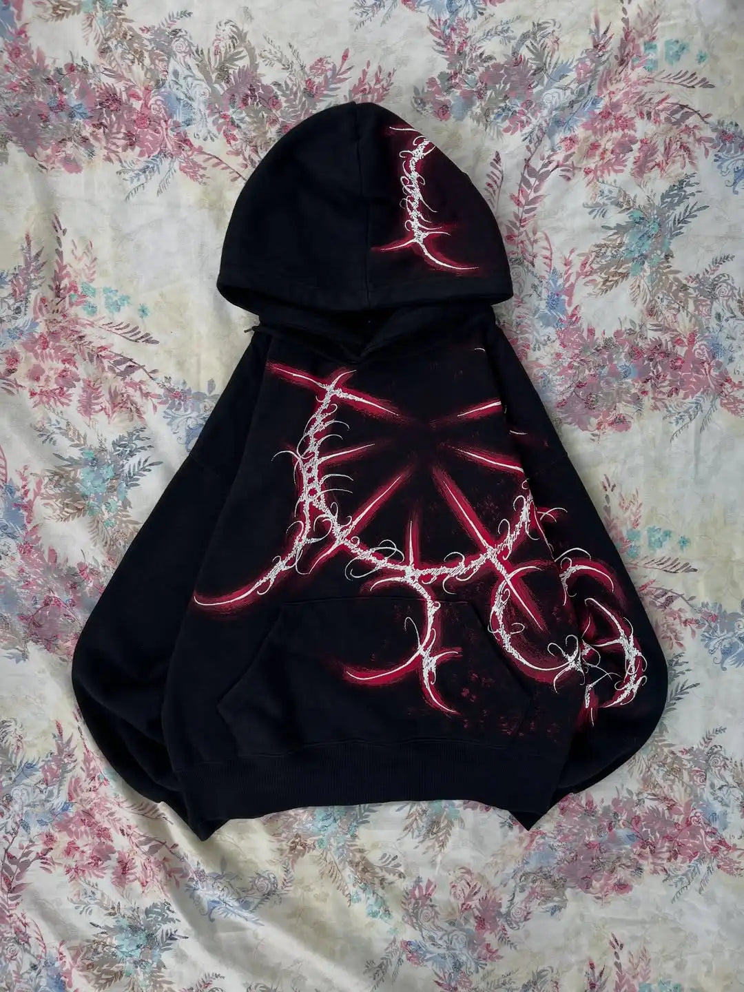 Women's Gothic Minimalist Graffiti Zip-Up Hoodie