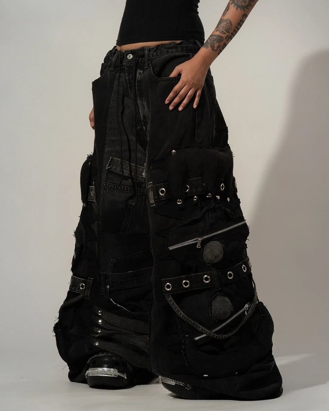 Women's Y2K Gothic Rivet Wide-Leg Baggy Jeans