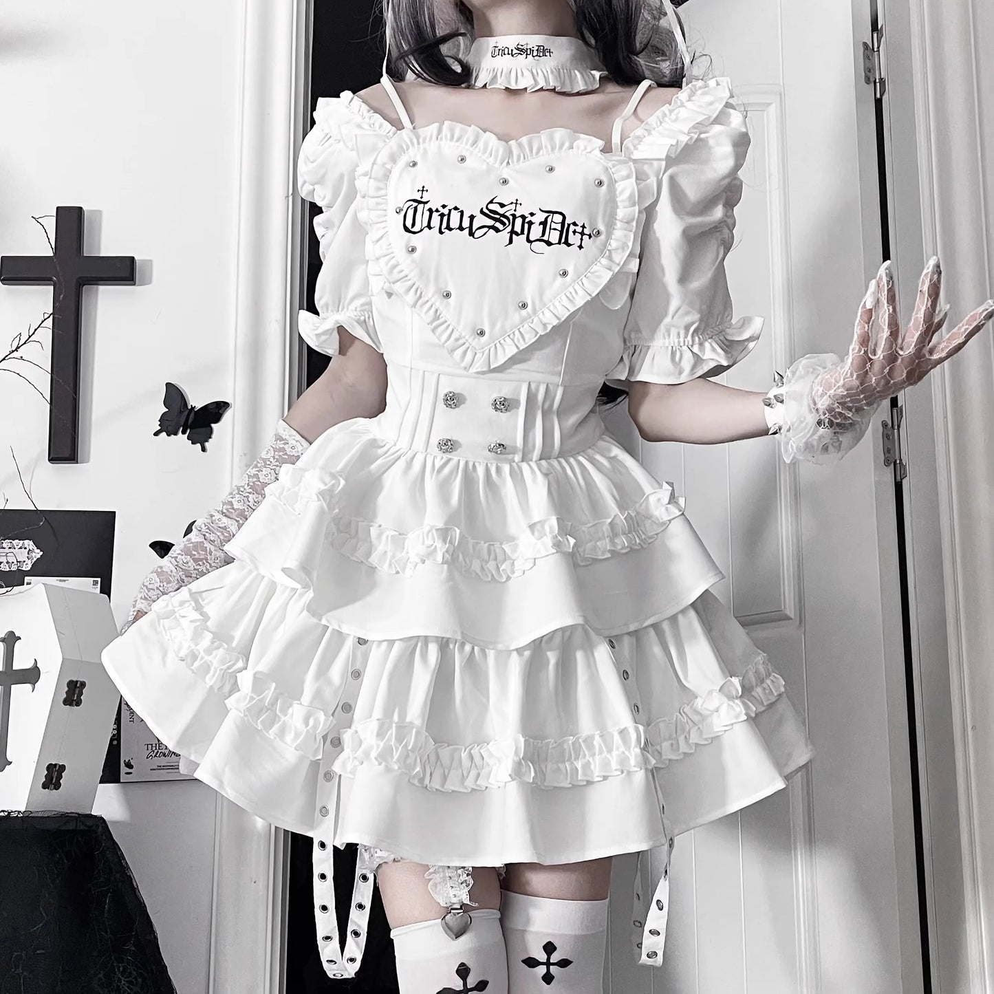 Women's Gothic Puff-Sleeve Sweetheart Dress