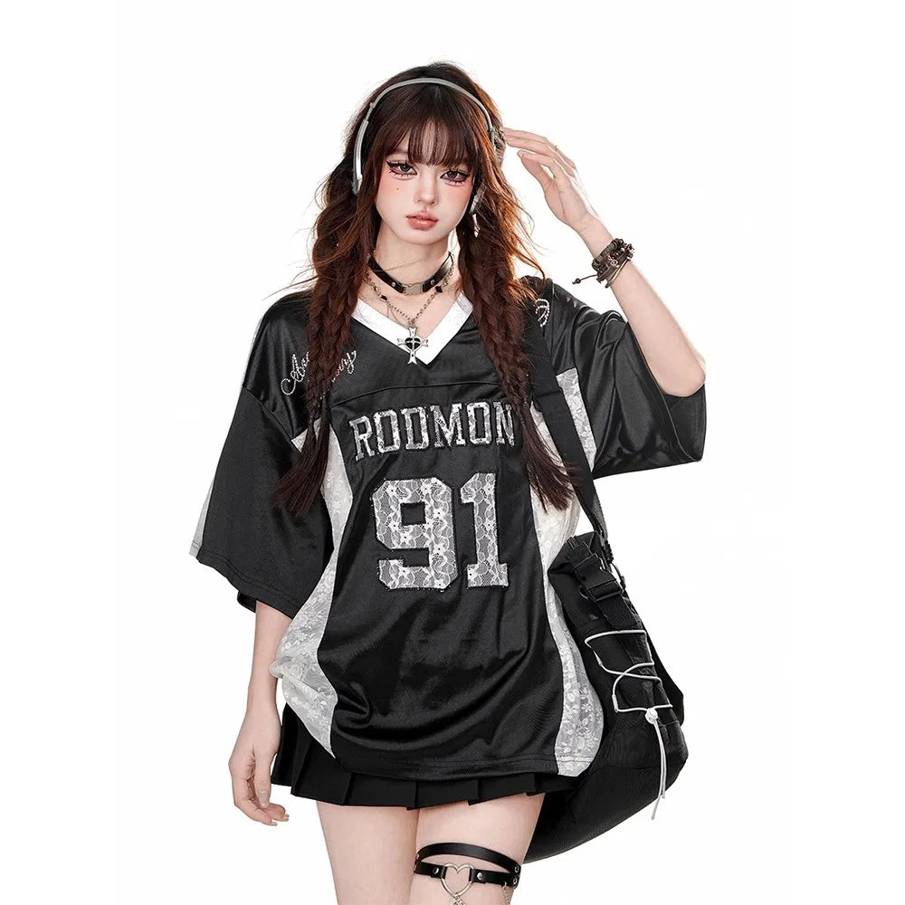 Retro American Splice V-neck Hollow out Lace Short Sleeve T-shirt Women Summer Embroidered Loose Sports Silver Top