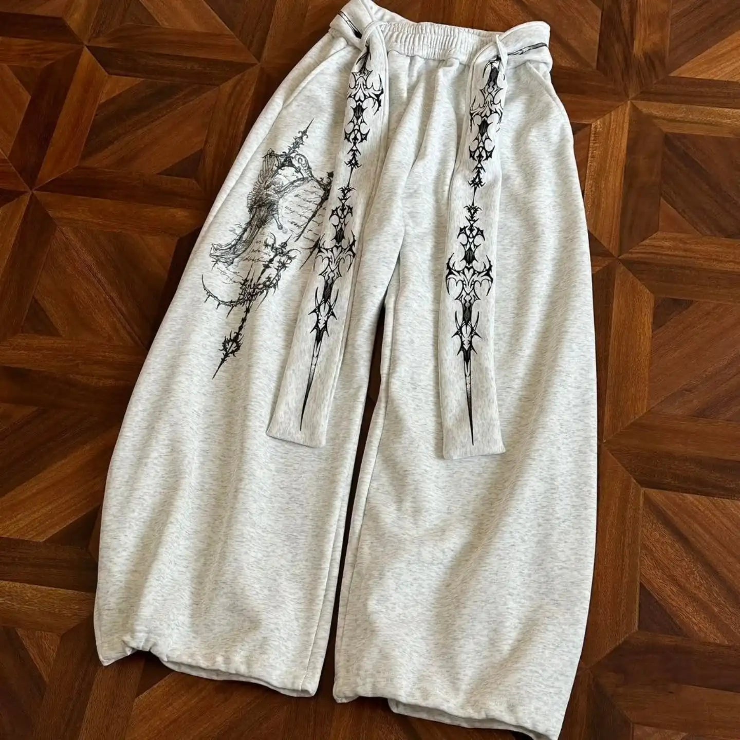 Retro American Black Loose Sweatpants Y2k Men Women Streetwear Dark Gothic Wide Leg Pants Fashion Embroidered Belt Jogging Pants